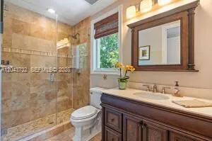 104 Coastal Dr Key Largo, FL 33037