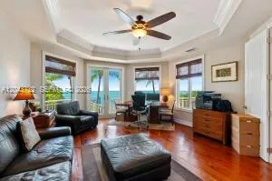 104 Coastal Dr Key Largo, FL 33037