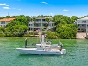 104 Coastal Dr Key Largo, FL 33037