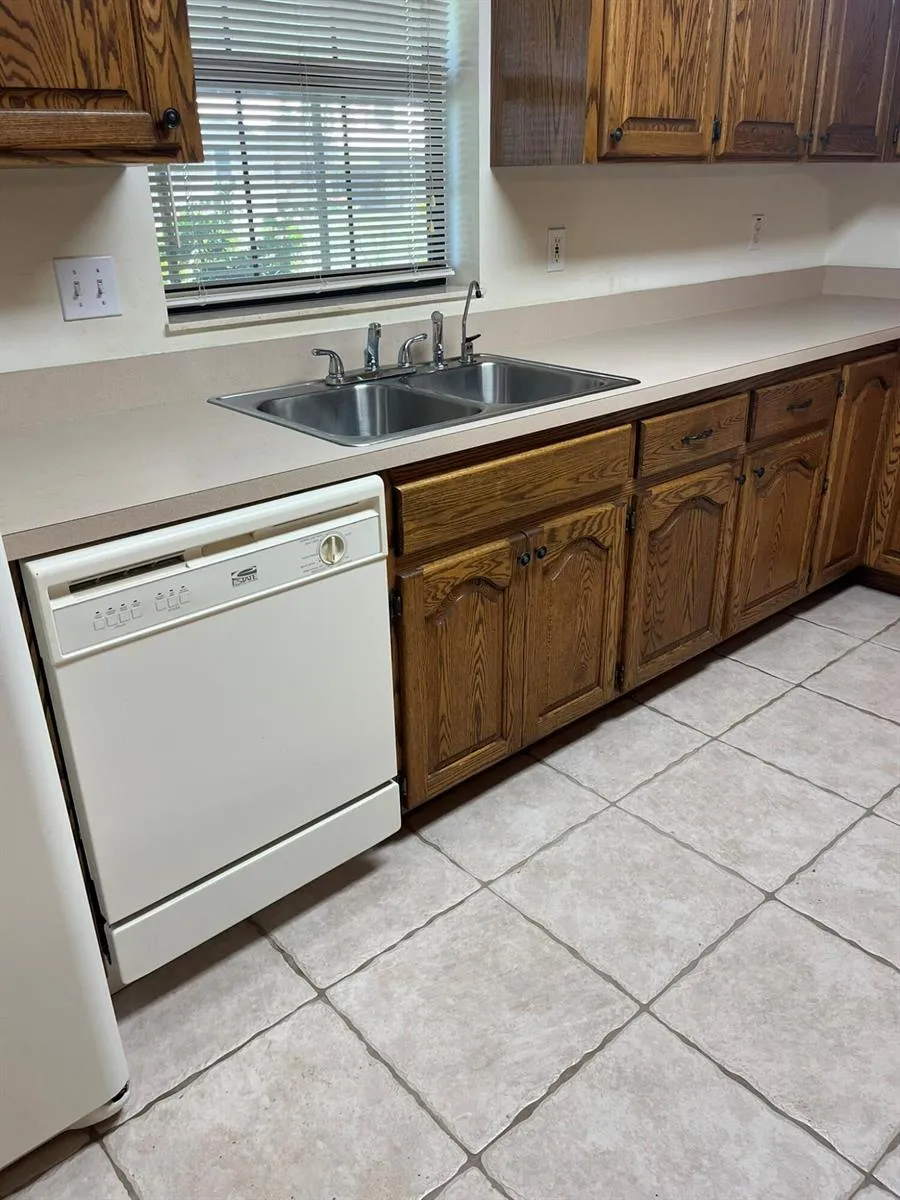 8451 SW 14th Lane Okeechobee, FL 34974