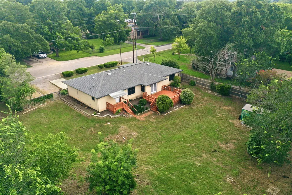 208 Cedar Street Buda, TX 78610