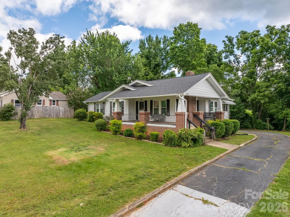 46 Gilkey Street Marion, NC 28752