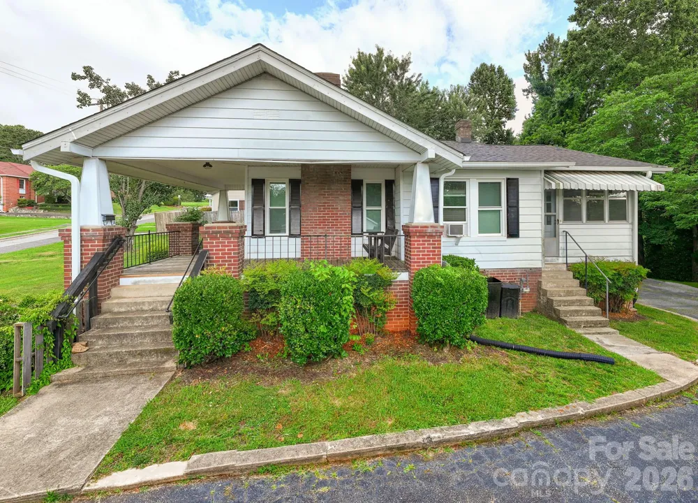 46 Gilkey Street Marion, NC 28752