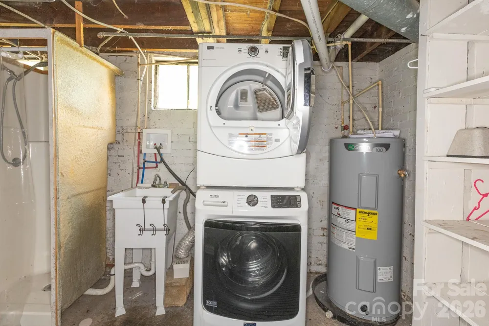 46 Gilkey Street Marion, NC 28752