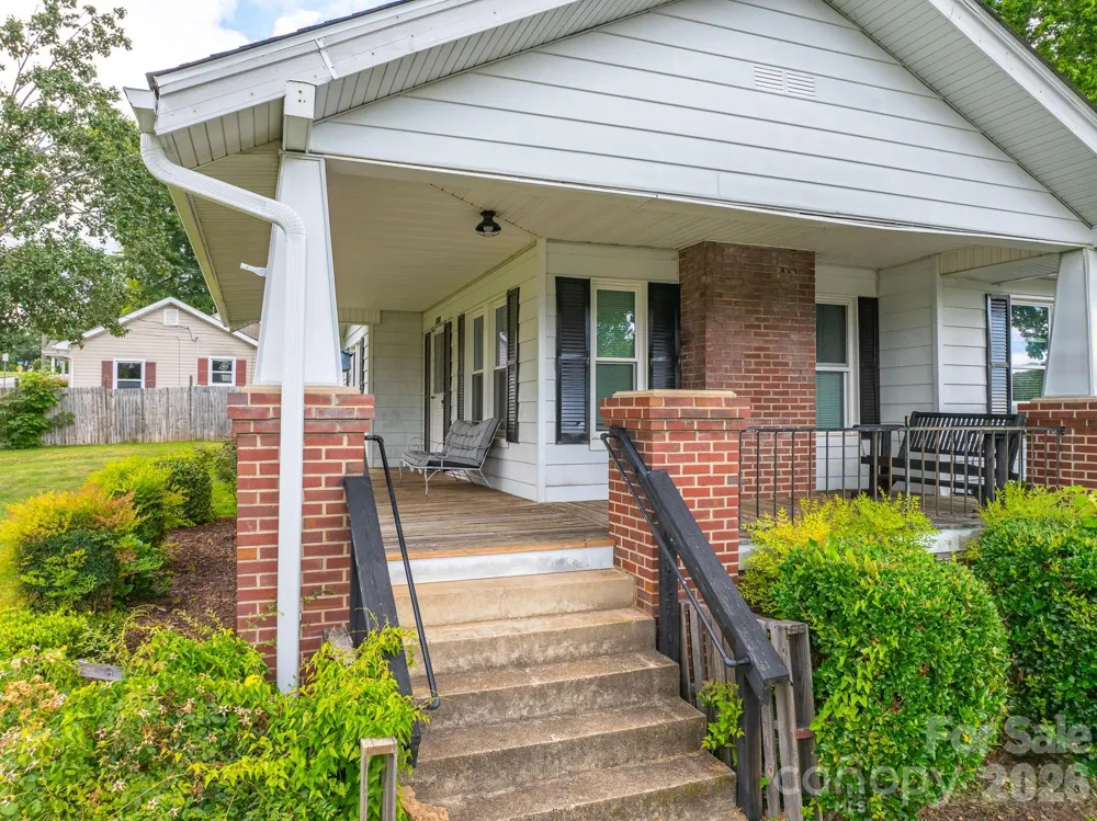 46 Gilkey Street Marion, NC 28752