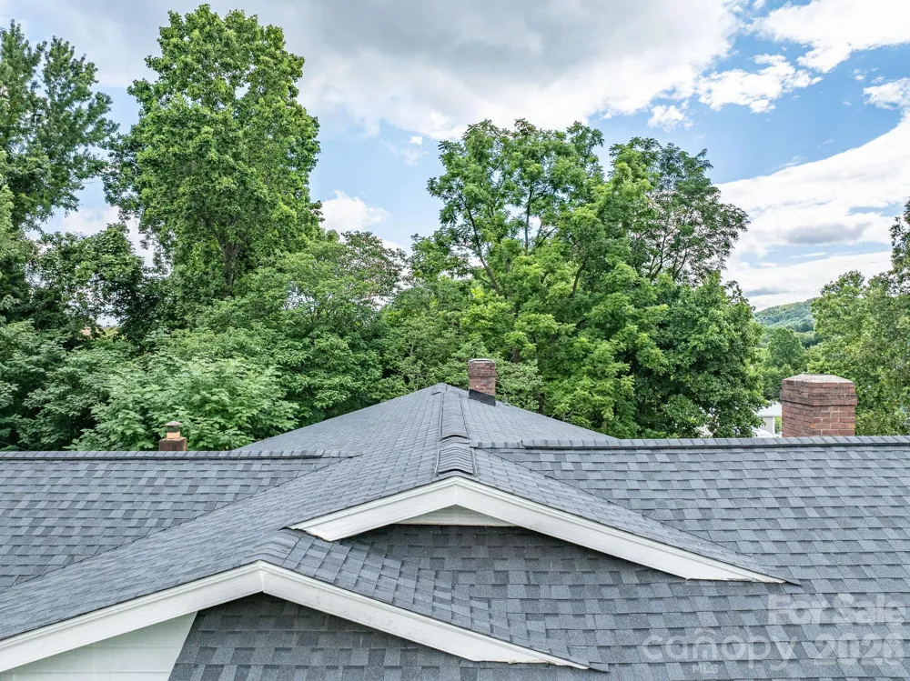 46 Gilkey Street Marion, NC 28752