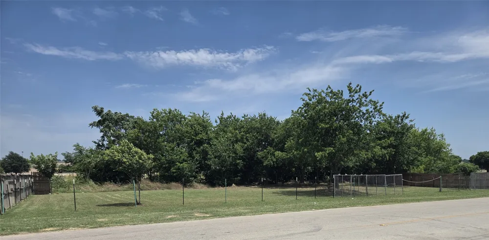2709 Beverly Avenue Fort Worth, TX 76104