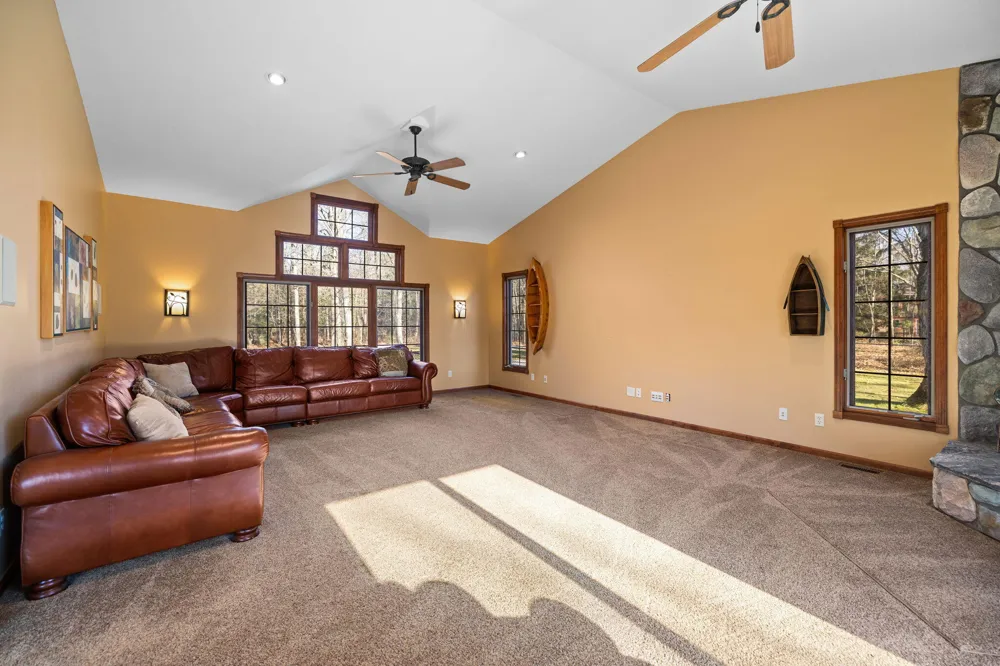 15445 Holly Drive Thompsonville, MI 49683