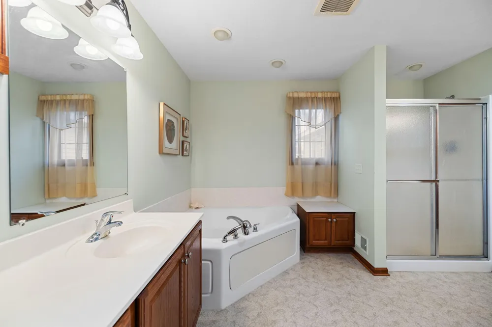 15445 Holly Drive Thompsonville, MI 49683