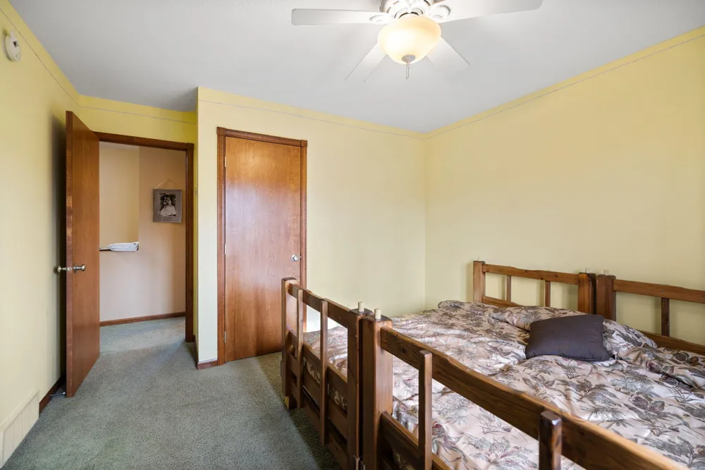 15445 Holly Drive Thompsonville, MI 49683