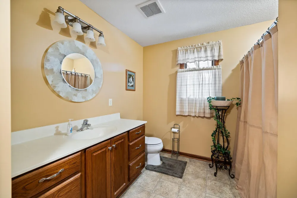 15445 Holly Drive Thompsonville, MI 49683