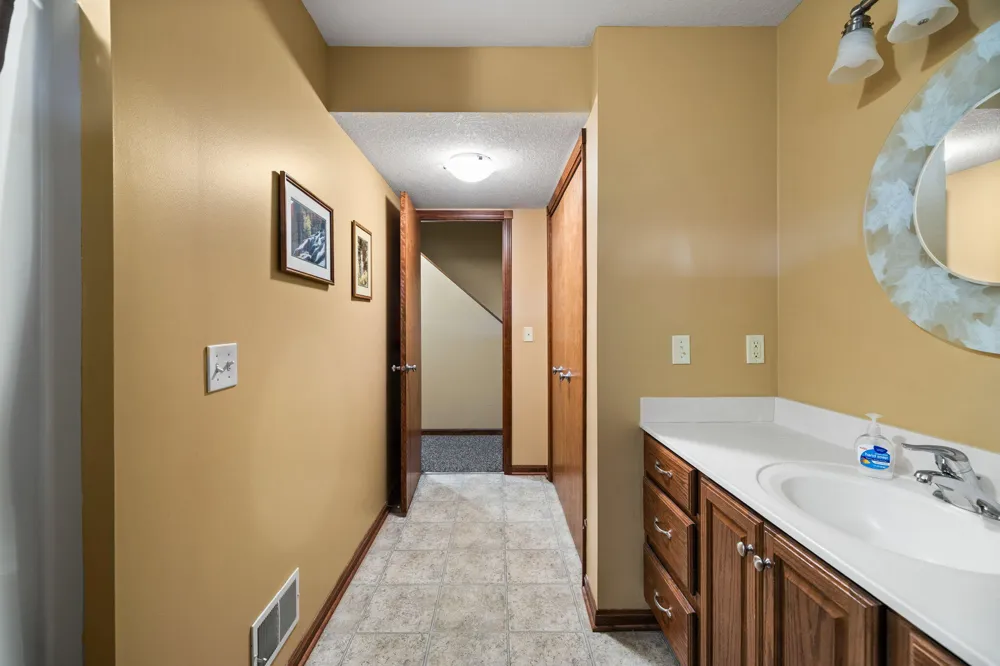 15445 Holly Drive Thompsonville, MI 49683
