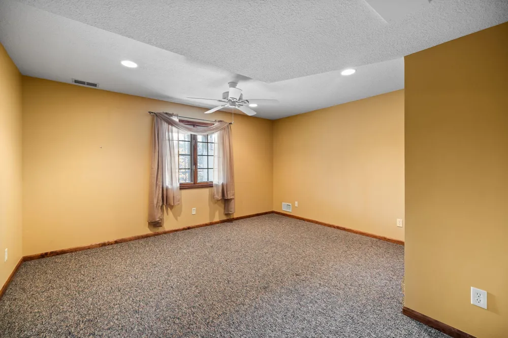 15445 Holly Drive Thompsonville, MI 49683