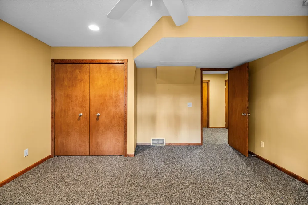 15445 Holly Drive Thompsonville, MI 49683