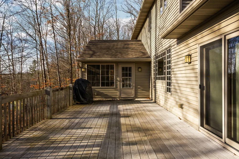 15445 Holly Drive Thompsonville, MI 49683