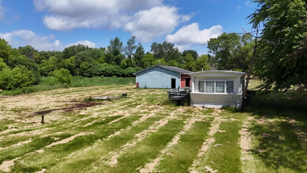 9500 Meridian Road Henrietta Township, MI 49272