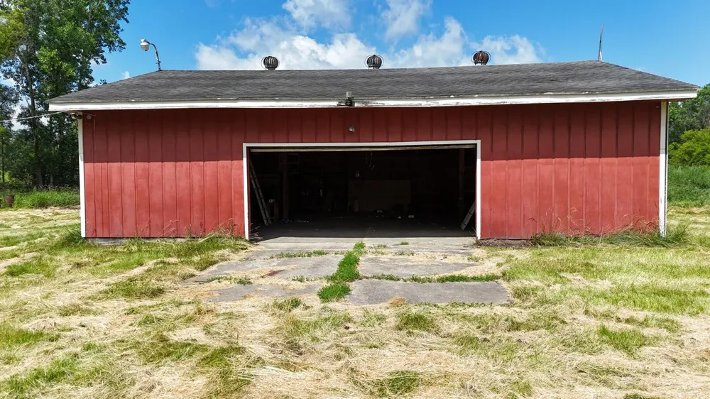 9500 Meridian Road Henrietta Township, MI 49272