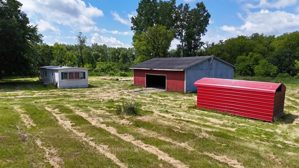 9500 Meridian Road Henrietta Township, MI 49272