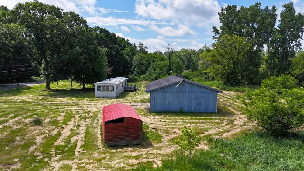 9500 Meridian Road Henrietta Township, MI 49272