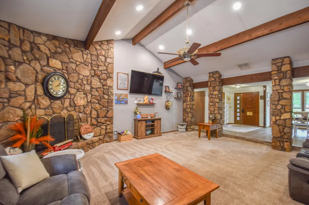 17 Linda Lane Coldwater City, MI 49036
