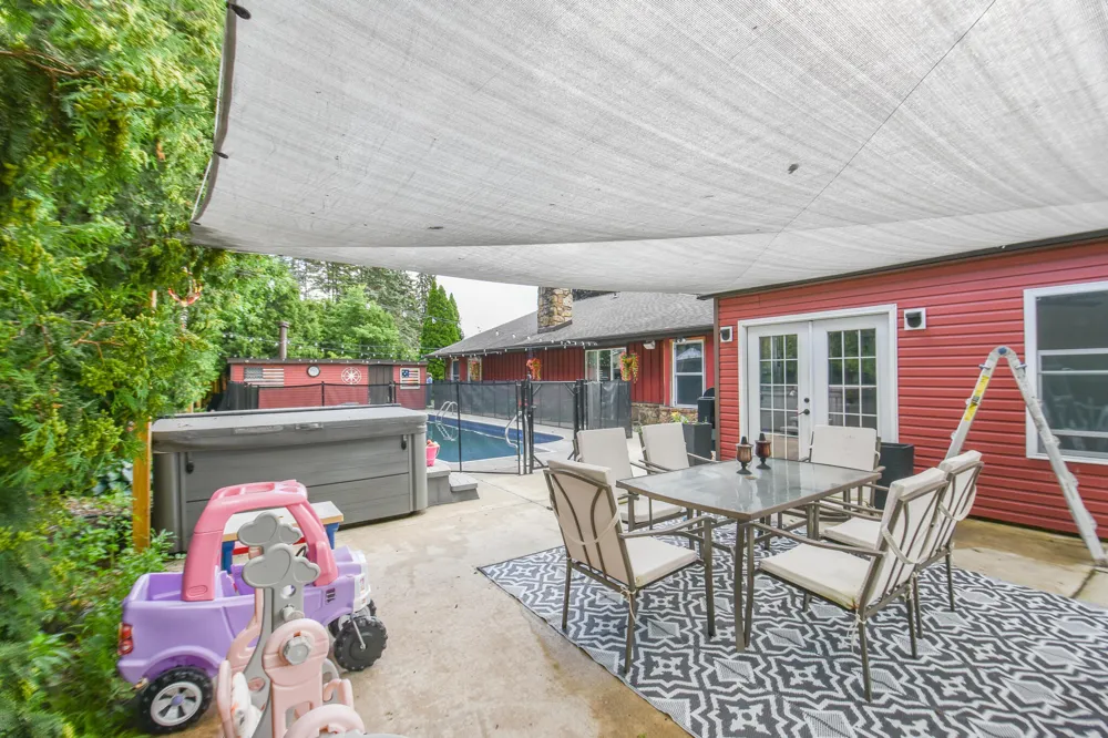 17 Linda Lane Coldwater City, MI 49036