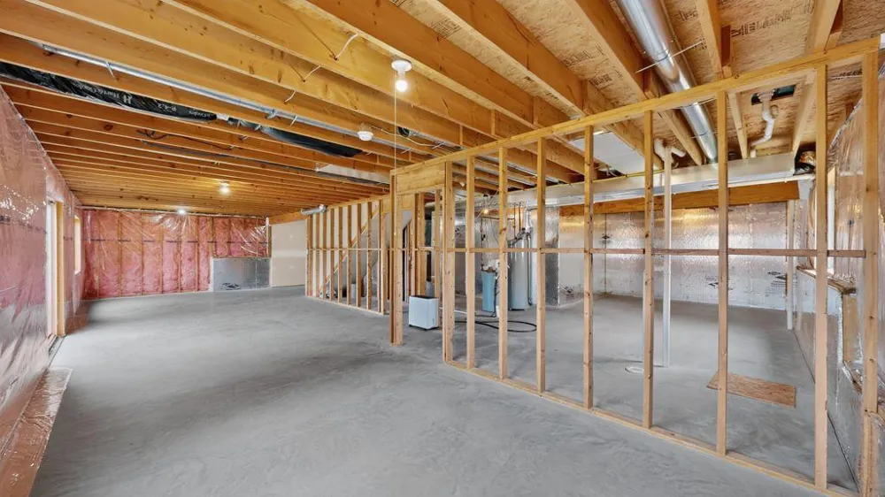 634 8th Street SW Pine Island, MN 55963