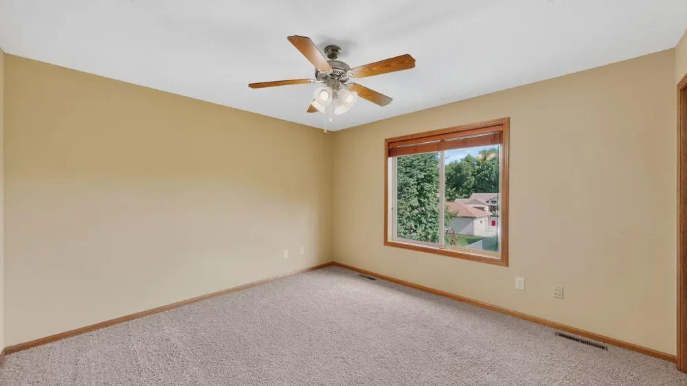 634 8th Street SW Pine Island, MN 55963