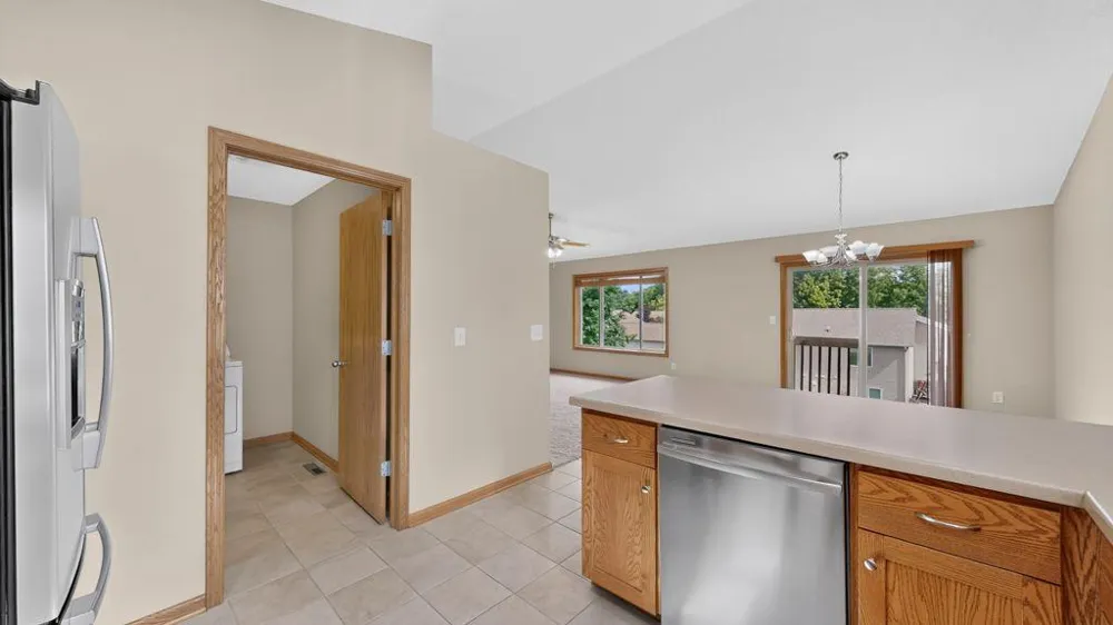 634 8th Street SW Pine Island, MN 55963