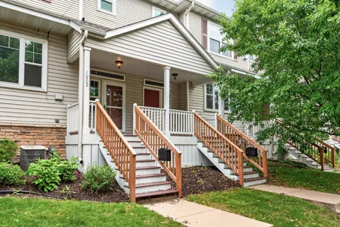 1807 3rd Street NE