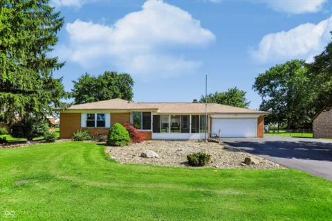 10280 E County Road 100 Road S