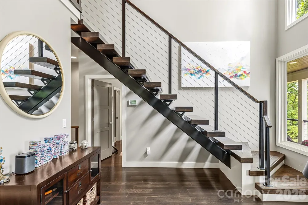 233 Tanglewood Lane Saluda, NC 28773