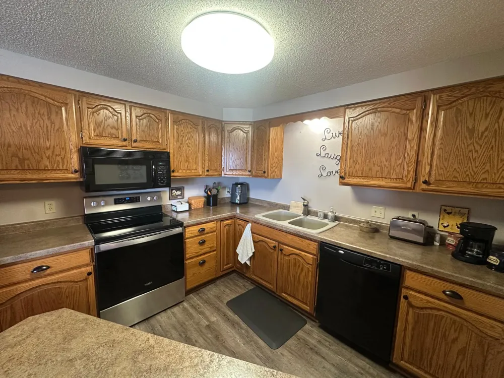 808 Lake Chapeau Drive #202 Albert Lea, MN 56007