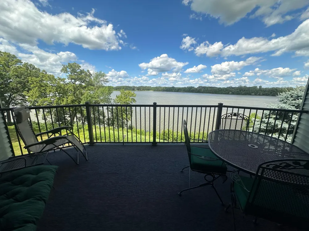 808 Lake Chapeau Drive #202 Albert Lea, MN 56007