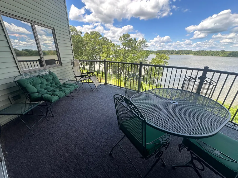 808 Lake Chapeau Drive #202 Albert Lea, MN 56007