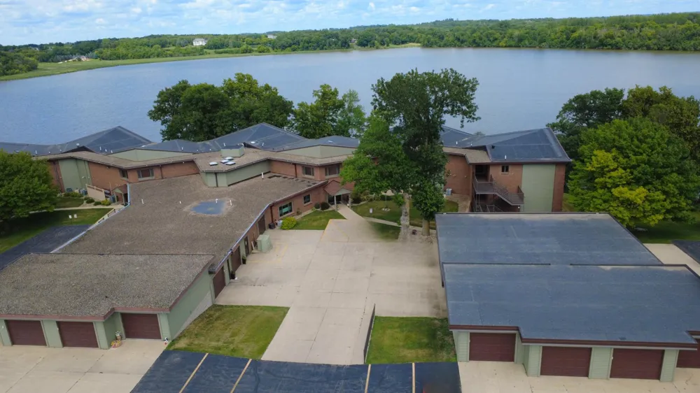 808 Lake Chapeau Drive #202 Albert Lea, MN 56007