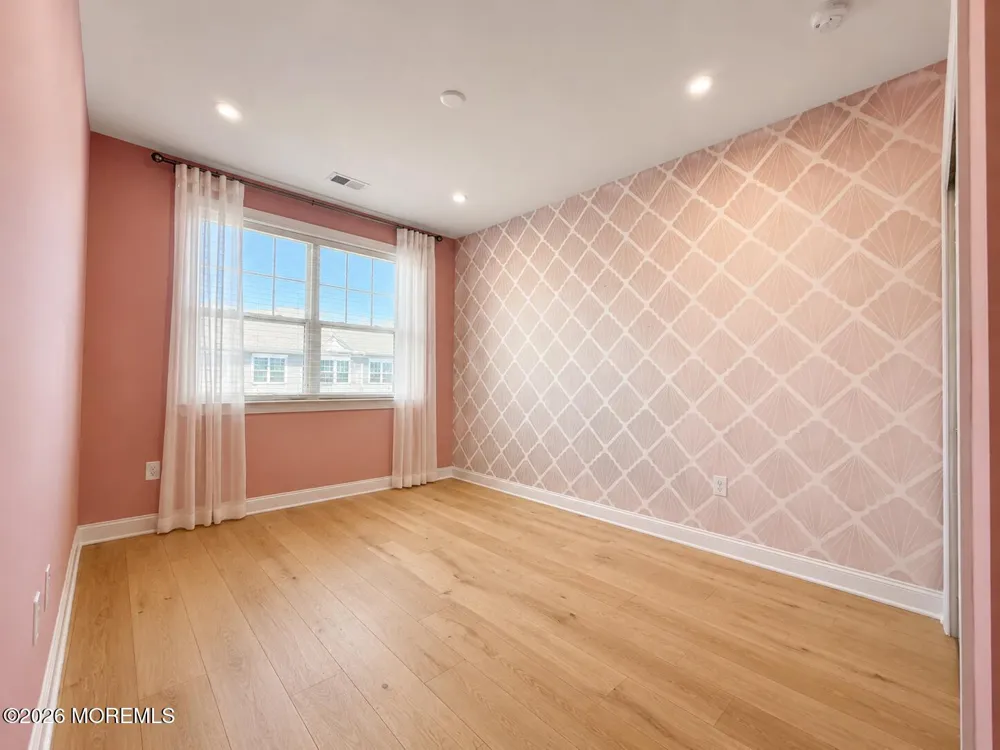22 Chapel Lane Wall, NJ 07753