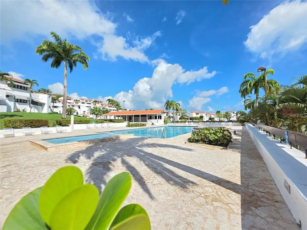 Cluster 2 6000 RIO MAR BOULEVARD #5D Rio Grande, PR 00745