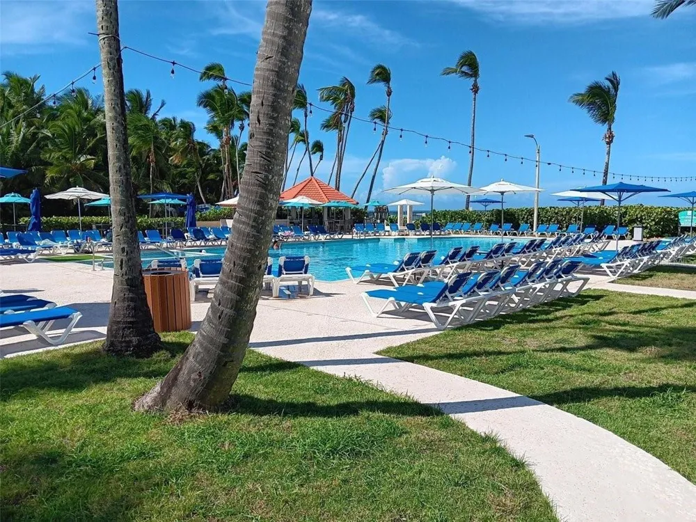 Cluster 2 6000 RIO MAR BOULEVARD #5D Rio Grande, PR 00745