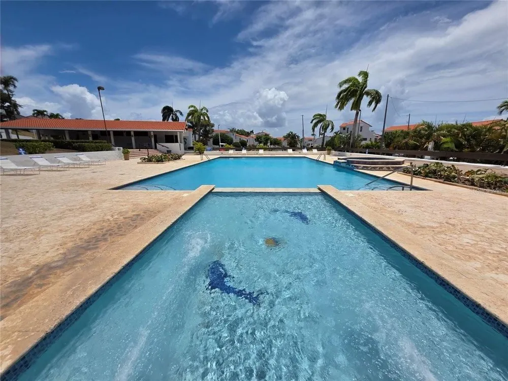 Cluster 2 6000 RIO MAR BOULEVARD #5D Rio Grande, PR 00745