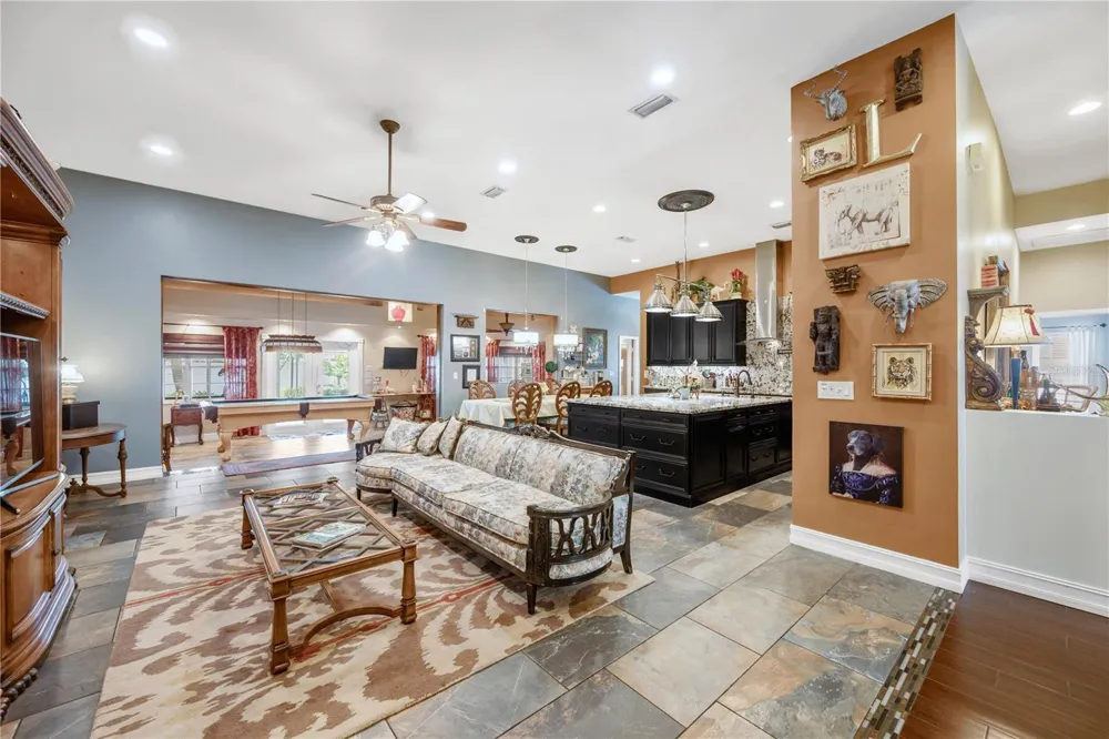 1128 LUMSDEN TRACE CIRCLE Valrico, FL 33594