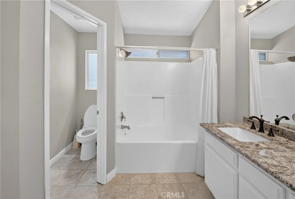35962 52nd E Palmdale, CA 93552