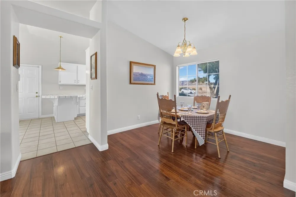 35962 52nd E Palmdale, CA 93552