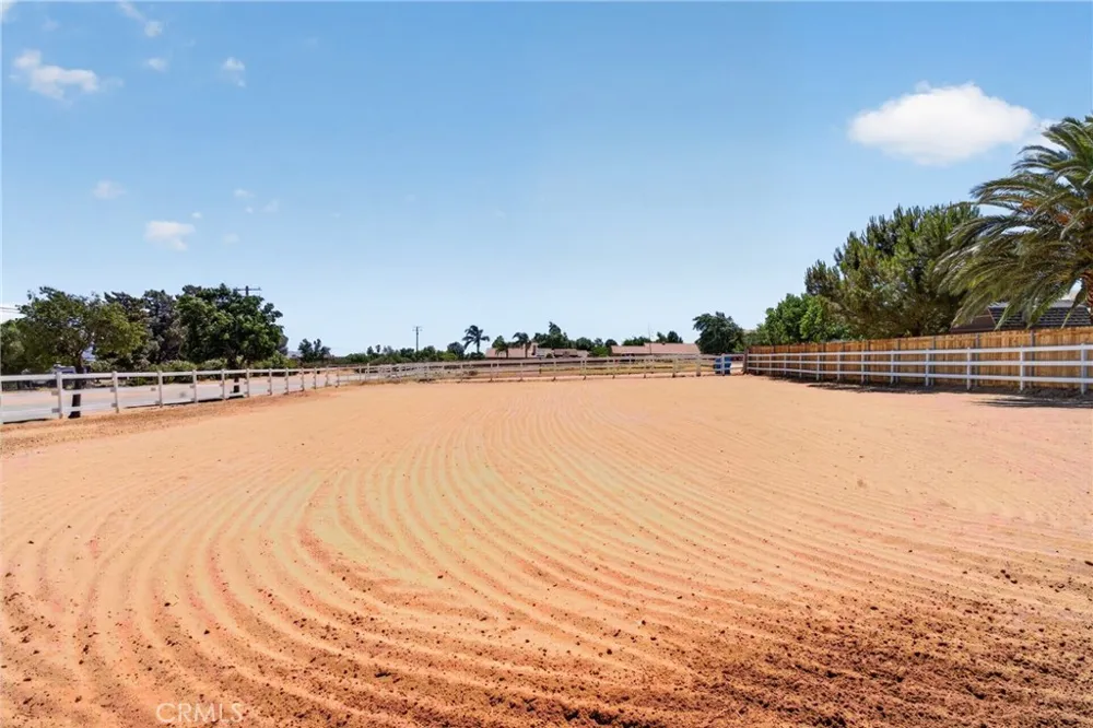 35962 52nd E Palmdale, CA 93552