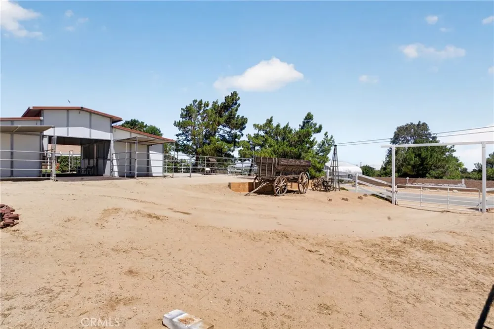 35962 52nd E Palmdale, CA 93552