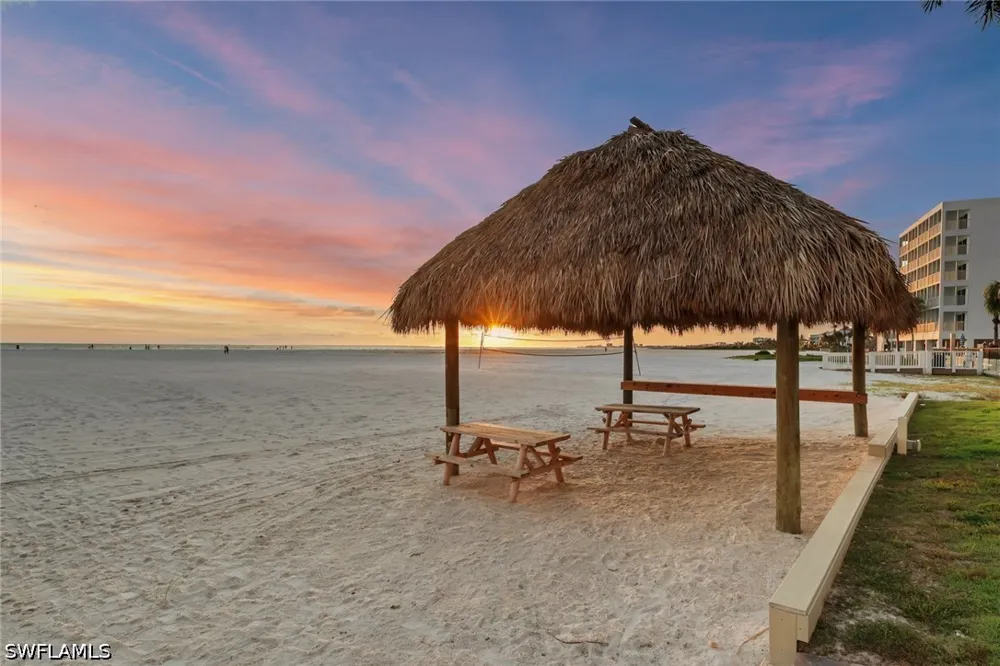 ESTERO BOULEVARD #301 Fort Myers Beach, FL 33931