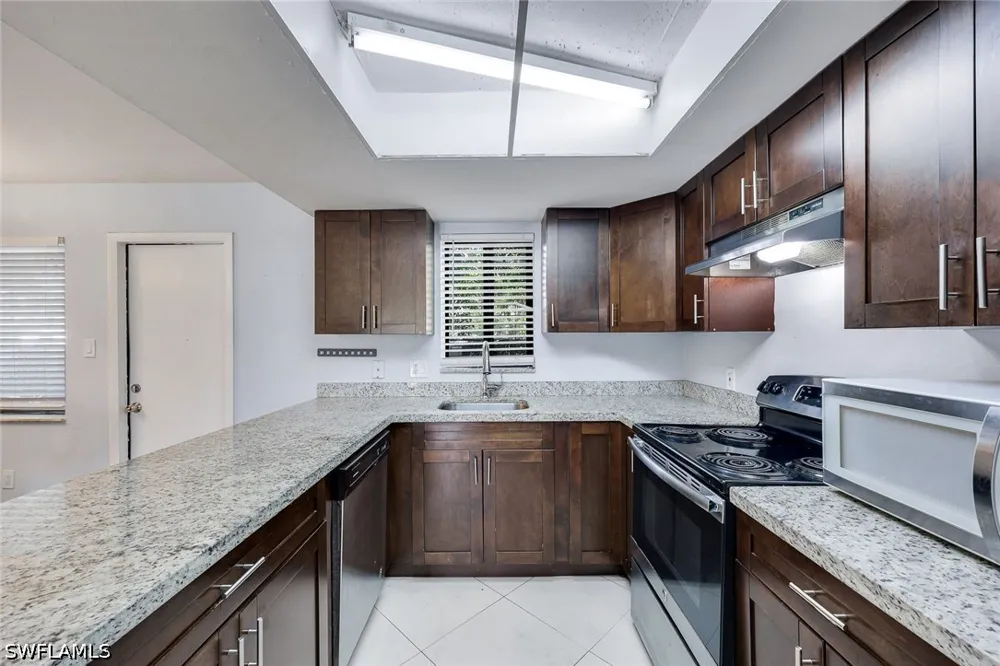 Green Valley Circle #1002 Naples, FL 34104