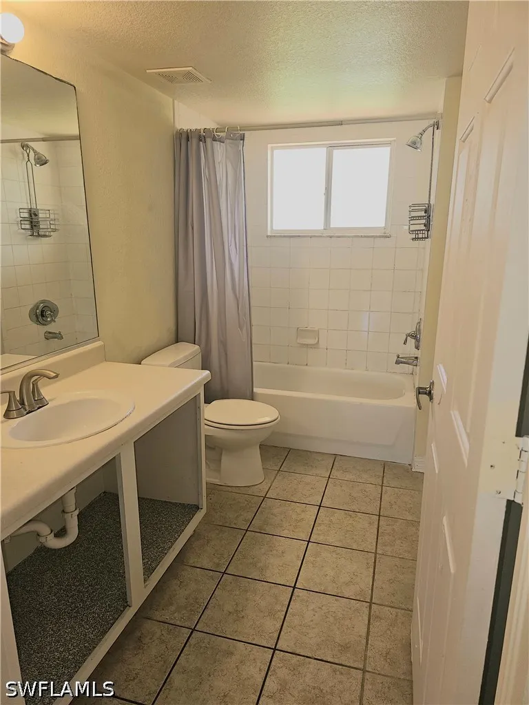 Key Royal Circle #1312 Naples, FL 34119