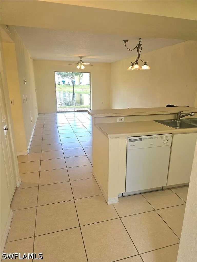 Key Royal Circle #1312 Naples, FL 34119