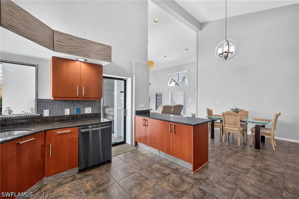 Whiteheart Court Marco Island, FL 34145