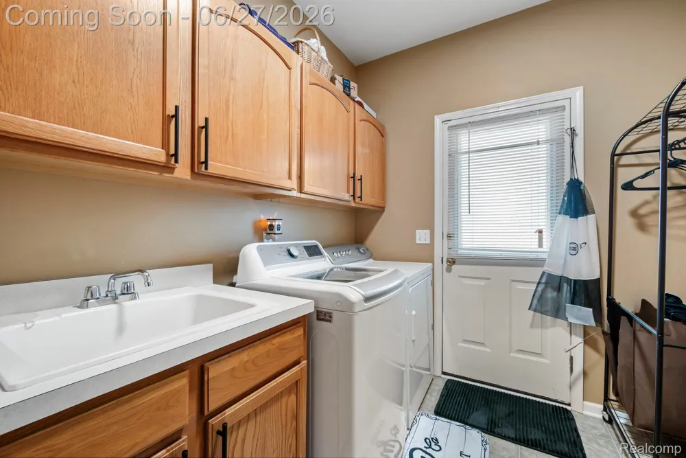 6552 Florence Lane Van Buren Charter Township, MI 48111